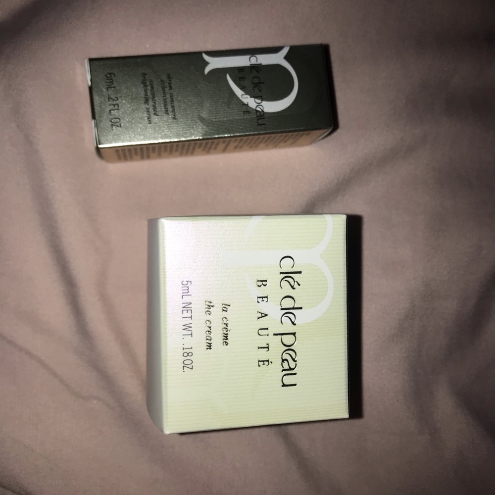 BRAND NEW UNUSED Clé de Peau Beauté Duo